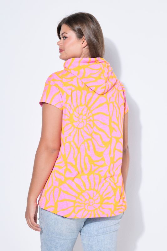 Vibrant Nautilus Print Hooded Tee