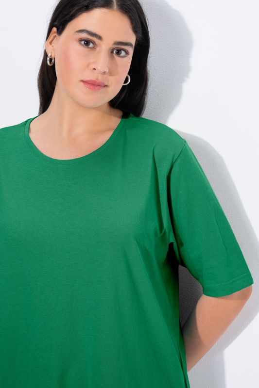 Basic Round Neck Short Sleeve Relaxed Fit  Tee