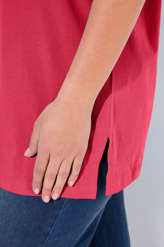 Тениска с V - образно деколте