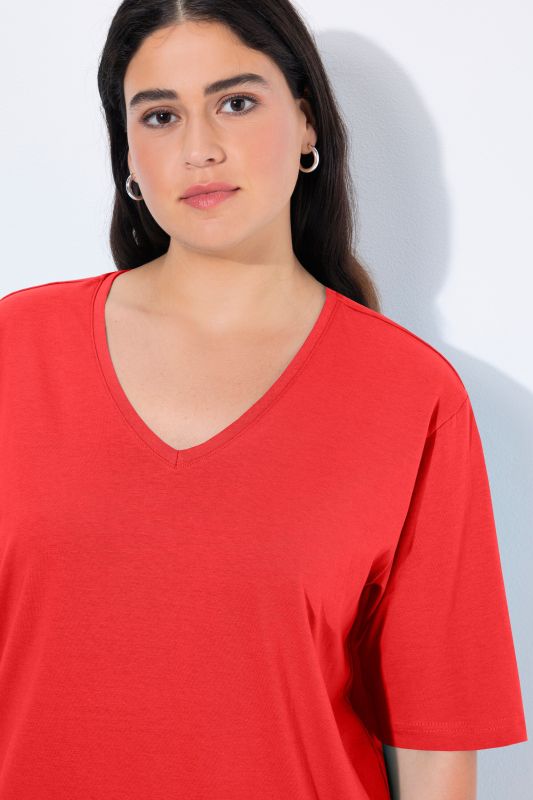 Тениска с V - образно деколте