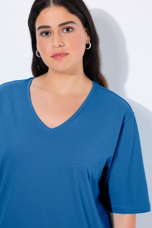 Тениска с V - образно деколте