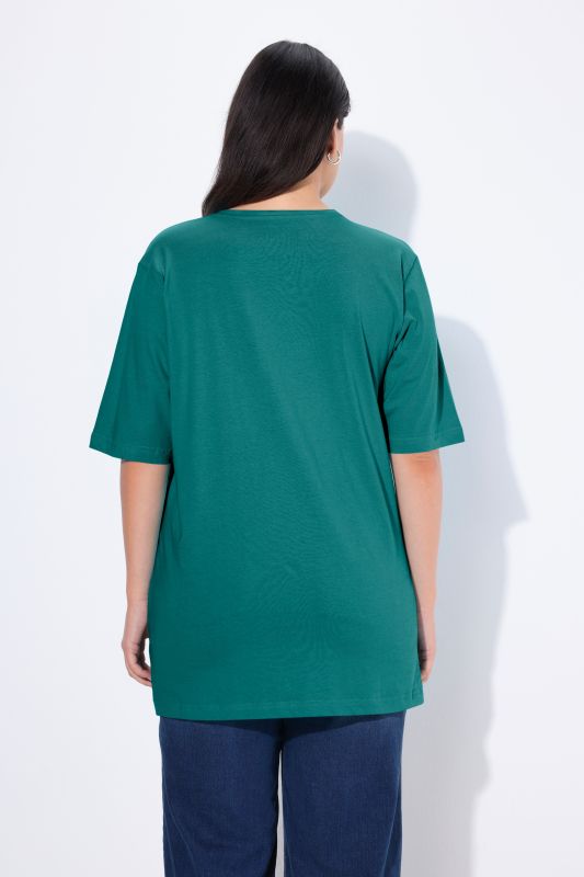 Тениска с V - образно деколте