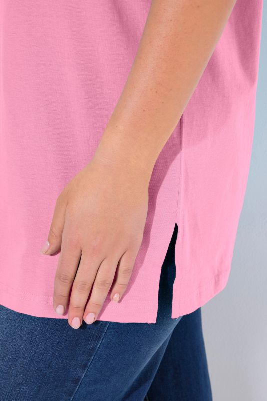 Тениска с V - образно деколте