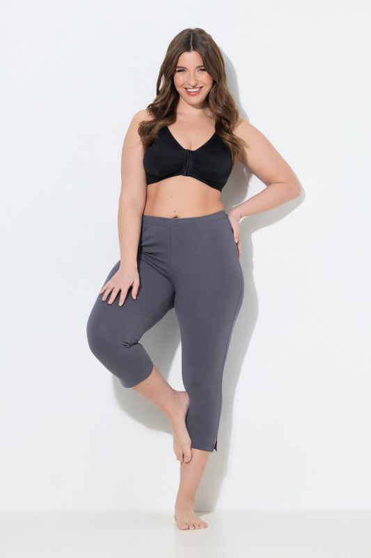 Basic Stretch Knit Capris