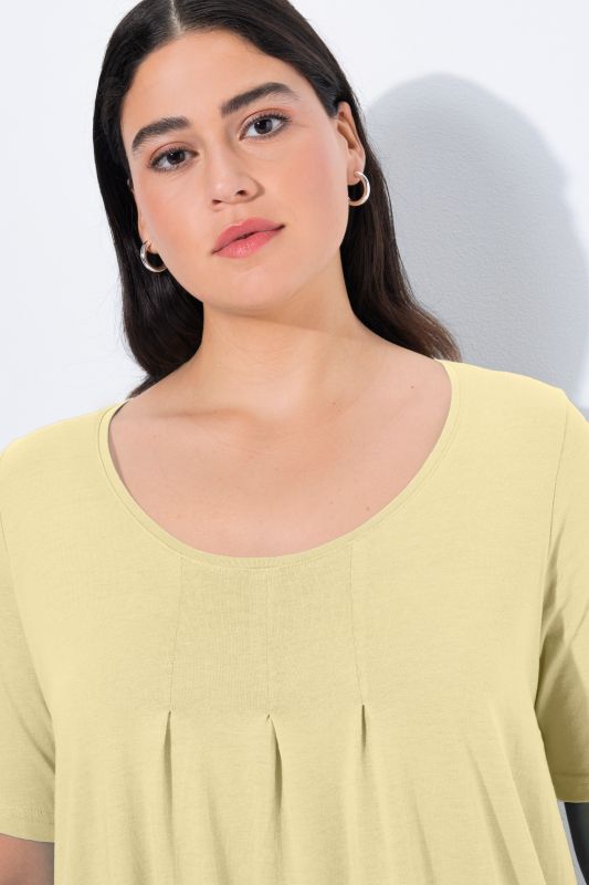 Тениска с плисета