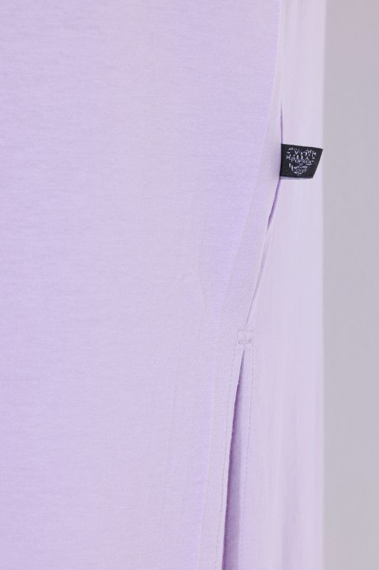 Нощница с акцент на деколтето