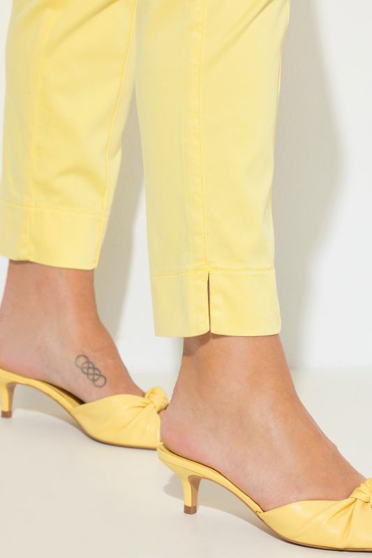 Панталон с модерни орнаменти