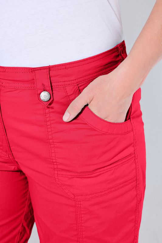 Бермуди с карго джобове