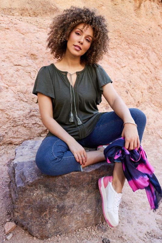 Wing Sleeve V-Neck Tee