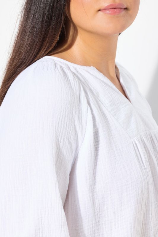 Блуза от муселин с къси ръкави