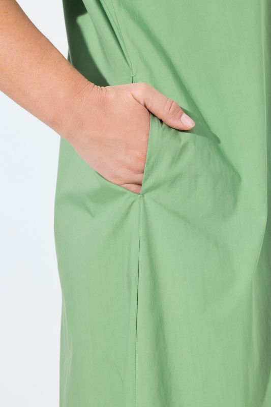 Рокля с яка