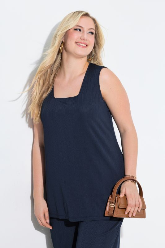 Потник с квадратно деколте