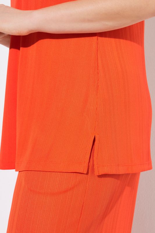 Потник с квадратно деколте