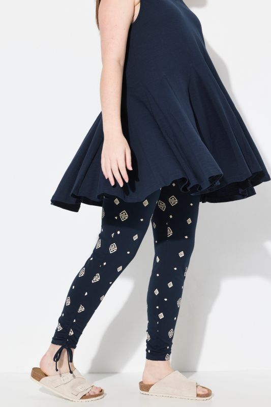 Туника с плисирани акценти