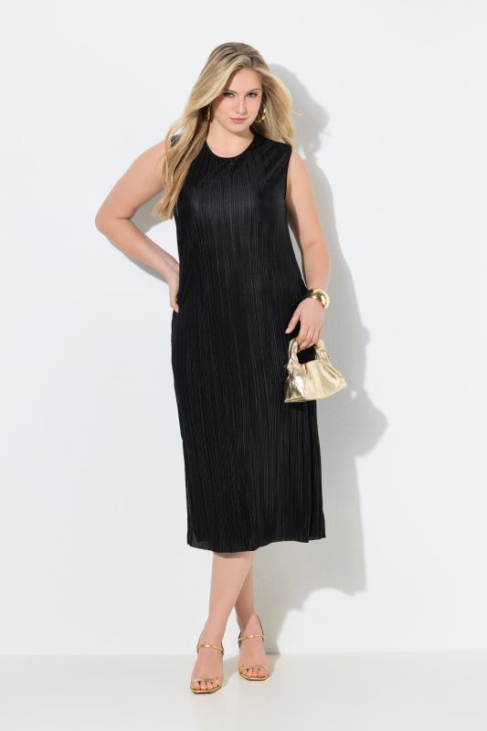 Pleated Sleeveless Shimmer Dress