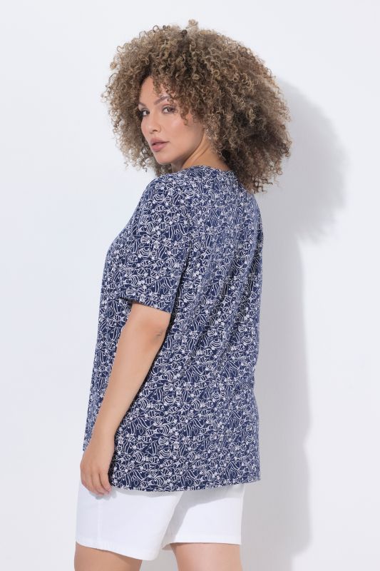 Тениска с геометричен принт на риба