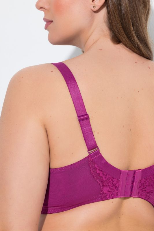 Сутиен с дантелени детайли