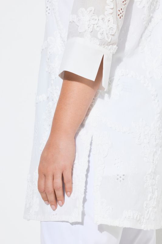 Floral Ribbon Embroidered Blouse