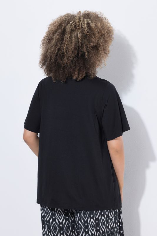 Тениска с принт на мандала