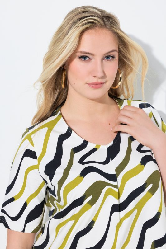 Тениска с принт на вълни