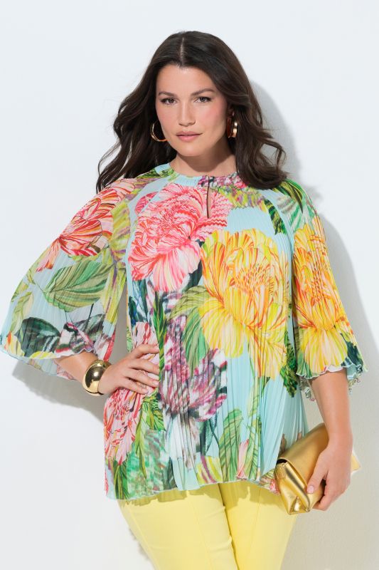 Floral Allover Pleated Blouse