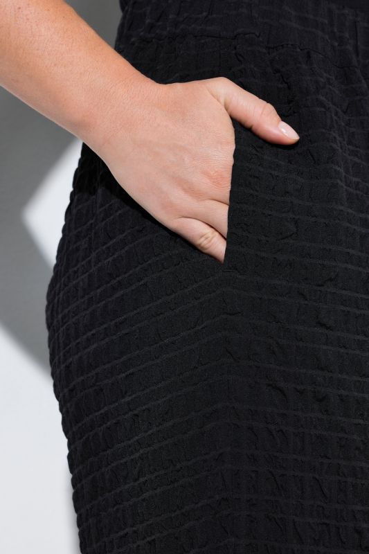 Textured Elastic Waist Wool-Blend Pants