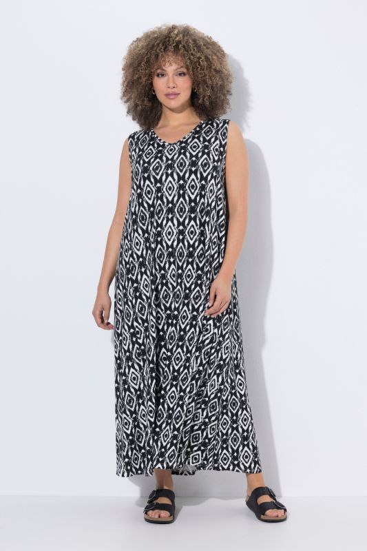 Geometric Diamond Print Sleeveless Dress