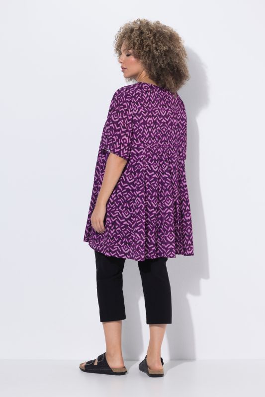 Graphic Print Tunic Blouse