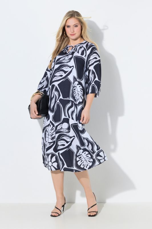 Рокля с графичен тропически принт