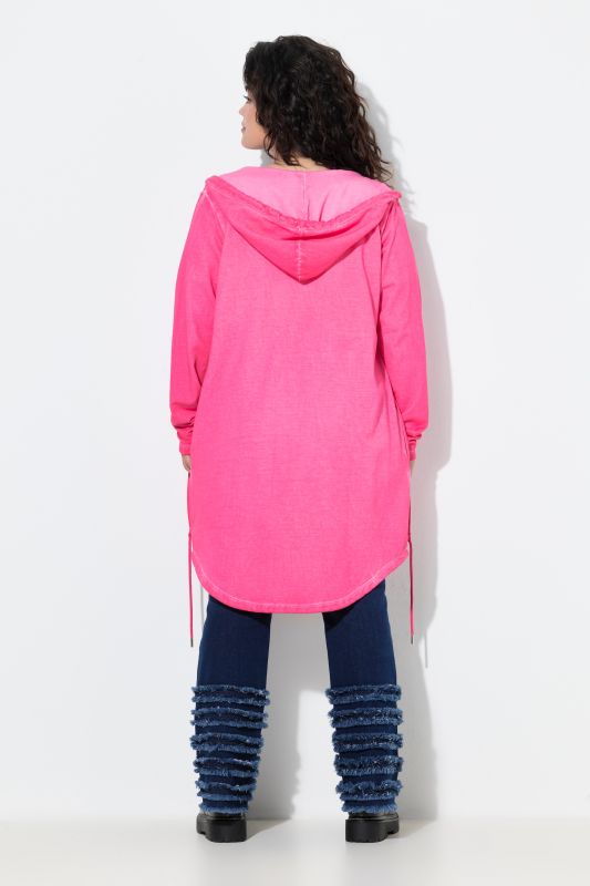 Рокля с графичен тропически принт