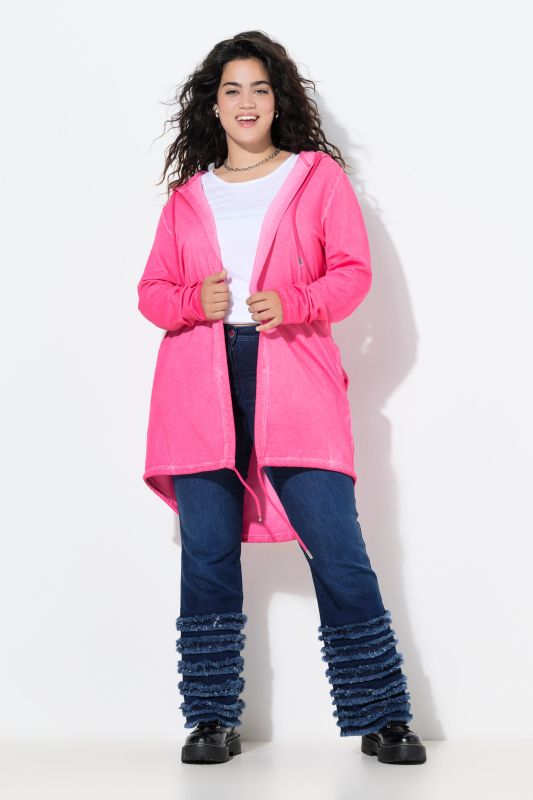 Рокля с графичен тропически принт