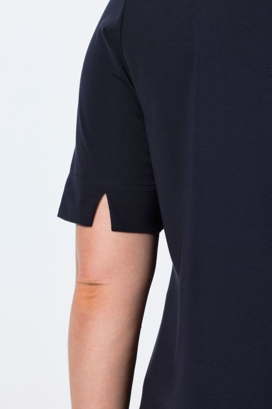 Goblet Collar Rosette Applique Tee
