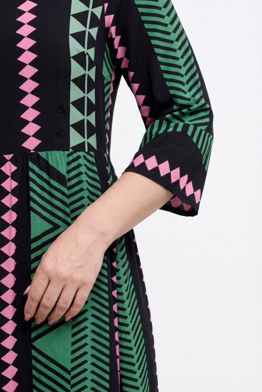 Graphic Striped 3/4 Sleeve Dress