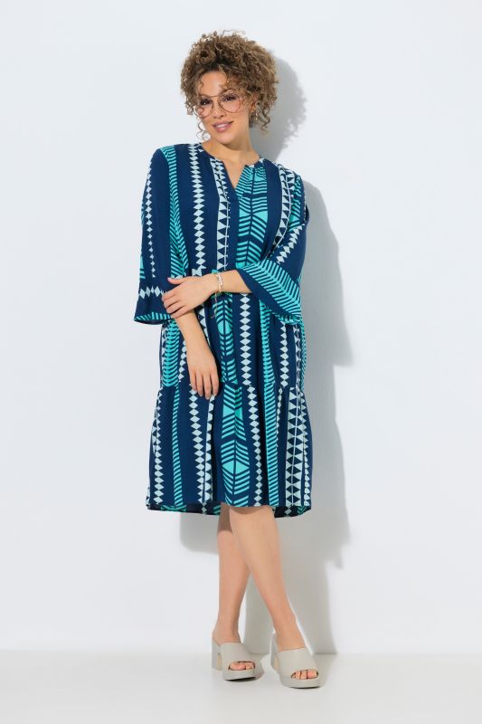Graphic Striped 3/4 Sleeve Dress