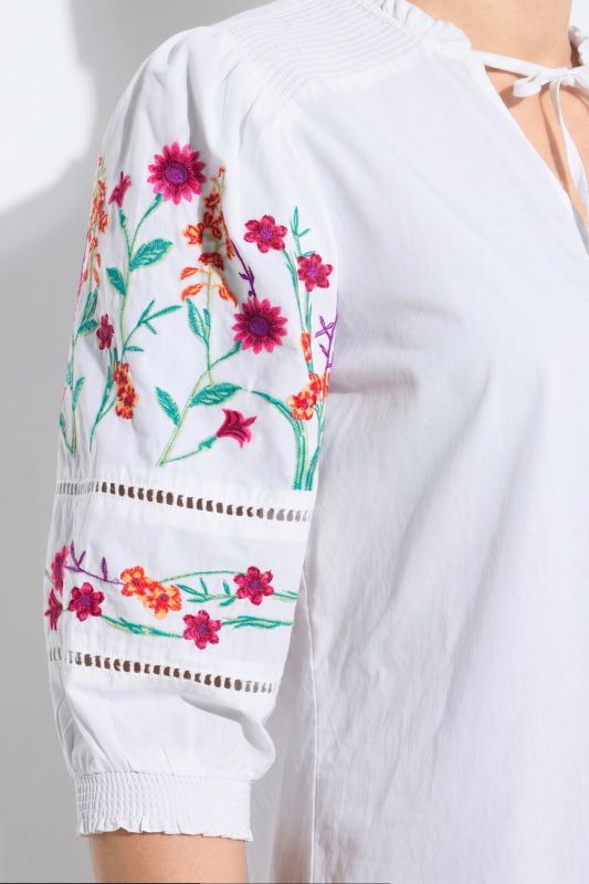 Floral Embroidered Blouse