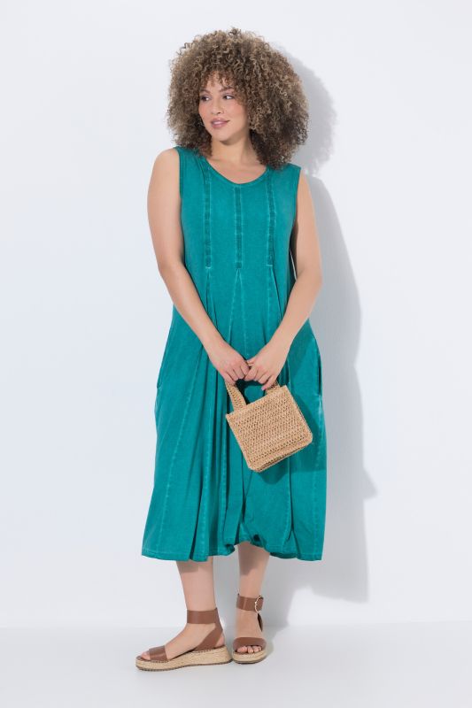 Cold Dyed Sleeveless Godet Pleated Dress