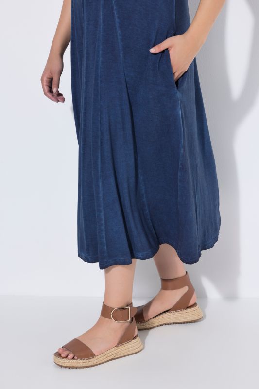 Cold Dyed Sleeveless Godet Pleated Dress