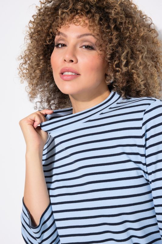 Striped 3/4 Sleeve Turtleneck Tee