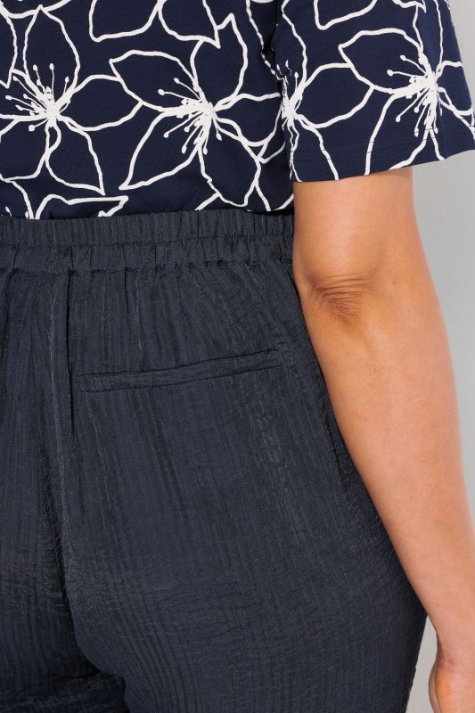 Textured Comfort Waist Pants