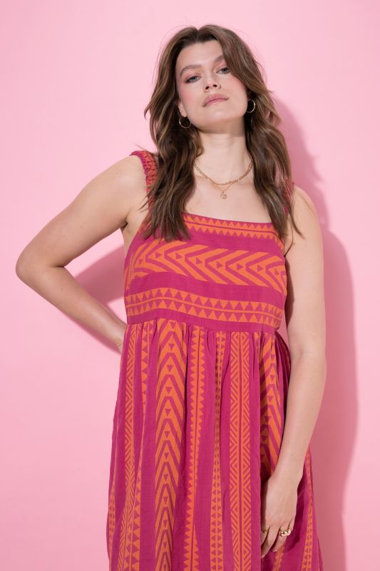 Geometric Print Jacquard A-Line Midi Dress