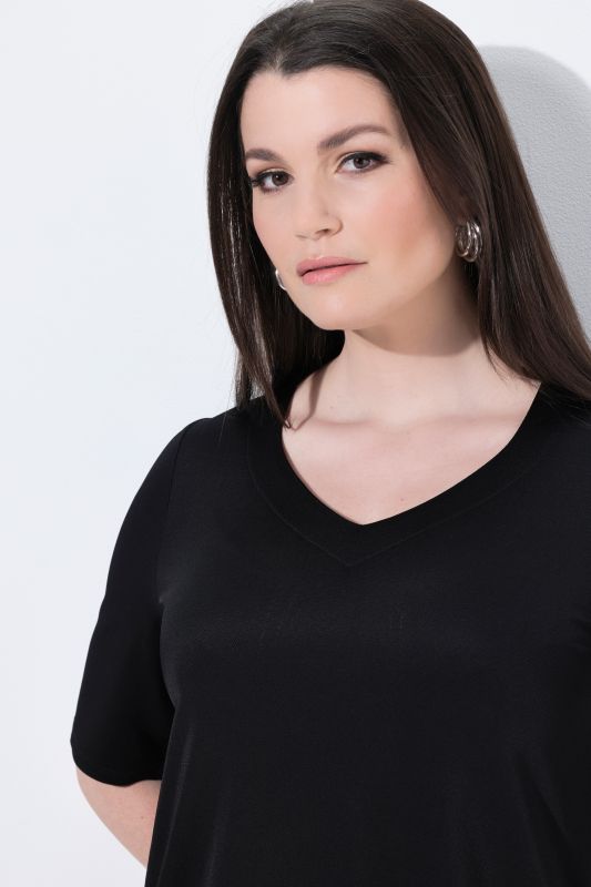 Sweetheart Neckline Slinky Stretch-Fit T-Shirt Blouse
