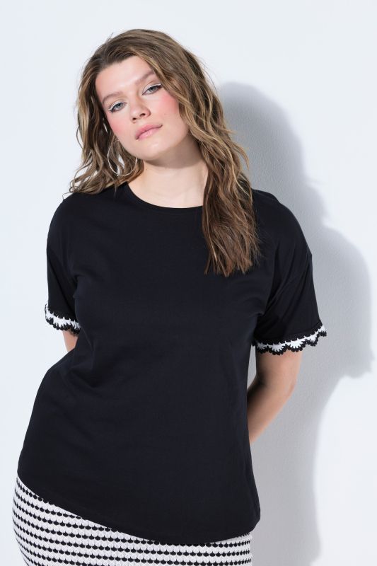 Crochet Trim Tee