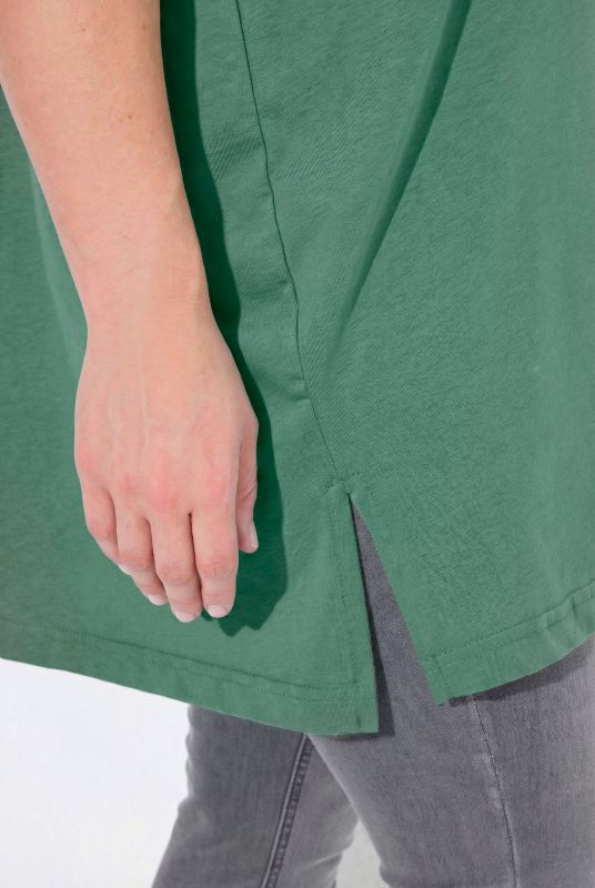 Basic V-Neck Knit Tank