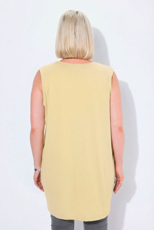 Basic V-Neck Knit Tank