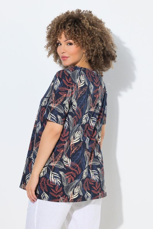 Leaf Print Pleated Short Sleeve Tee
