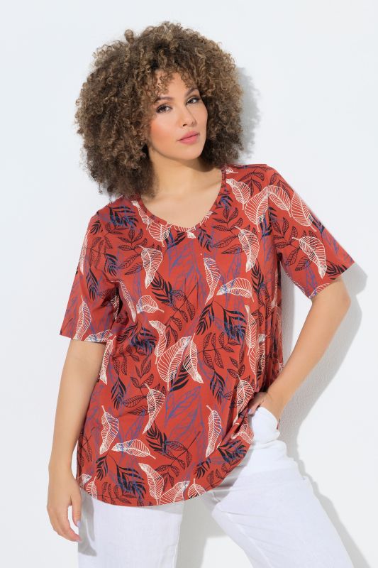 Leaf Print Pleated Short Sleeve Tee