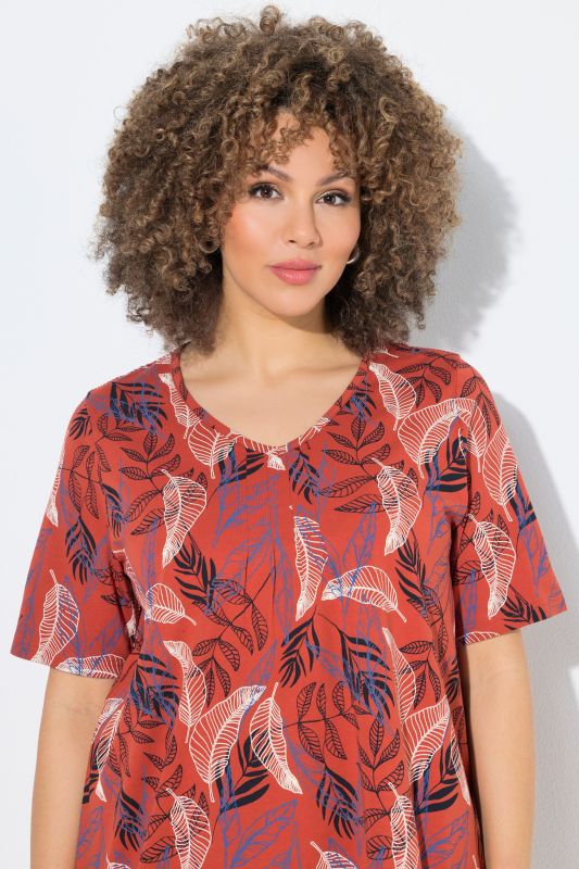 Leaf Print Pleated Short Sleeve Tee