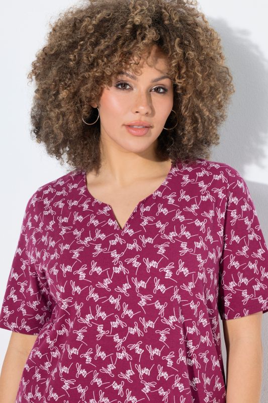 Flowers Script Print Split Neck Tee