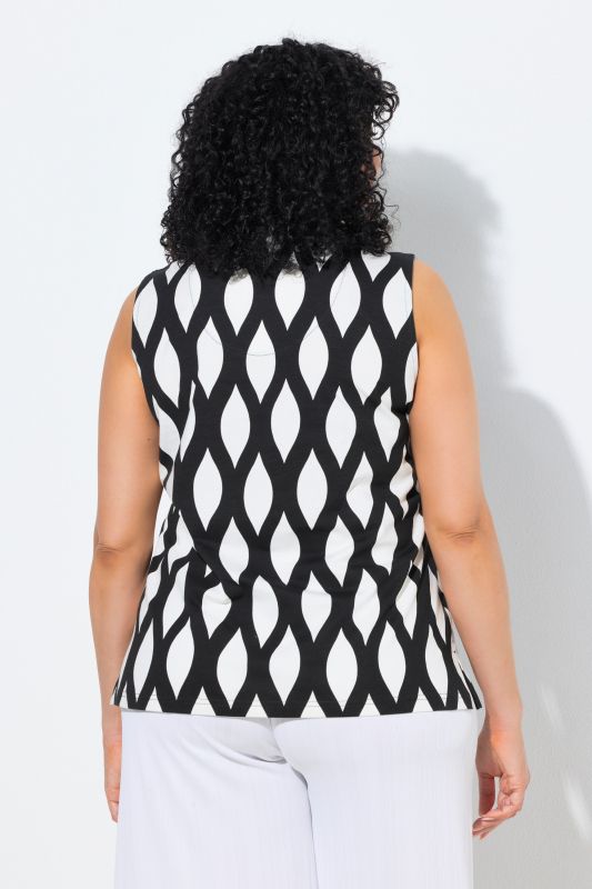 Ogee Print Sleeveless Split Neck Blouse