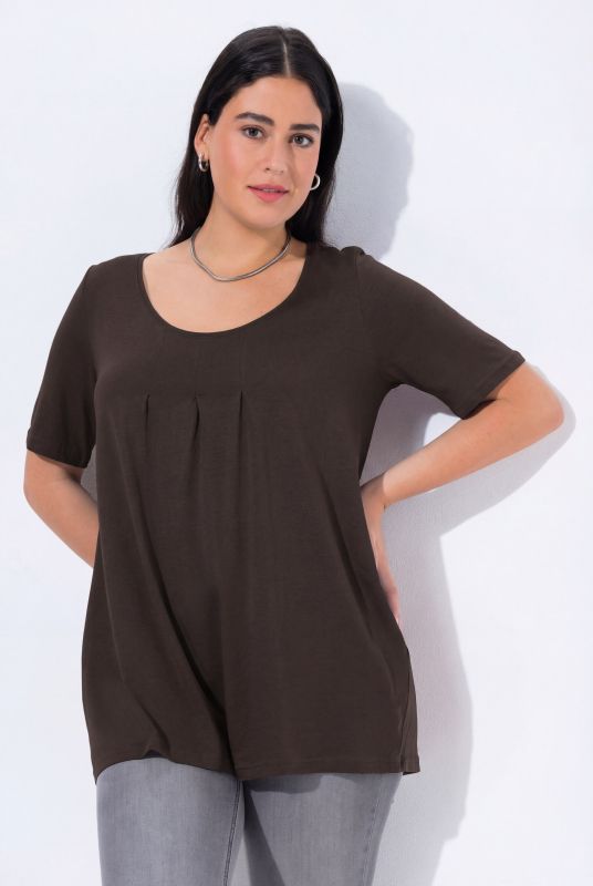 Essential Front Pleat Tee
